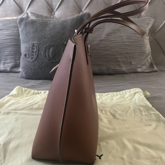 New Authentic Burberry Medium Soft TB Monogram Leather Tote - Picture 7 of 9